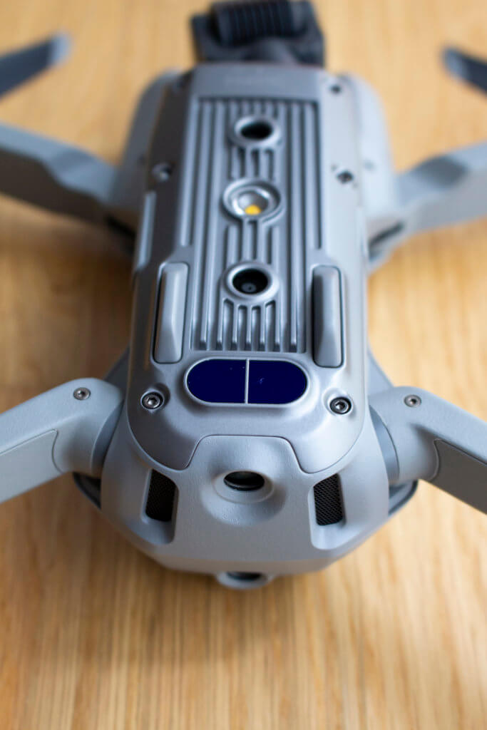 Drohnen fliegen in Innenräumen Mavic Air 2 Sichtsystem Sensoren